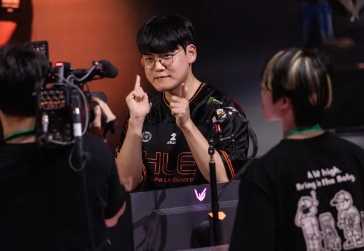 Gumayusi：HLE选手阵容不可能打不好，现在开心为时尚早